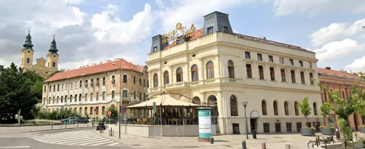 Reštaurácia Charm v Hoteli Sole ponúka kávu Montecelio.